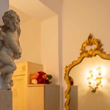 La Maga Mare & Parking Viareggio Eksteriør billede